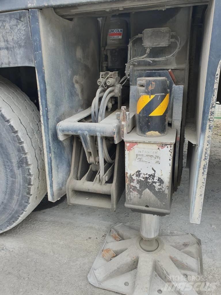 Grove GMK 5130 Kraner til alt terræn