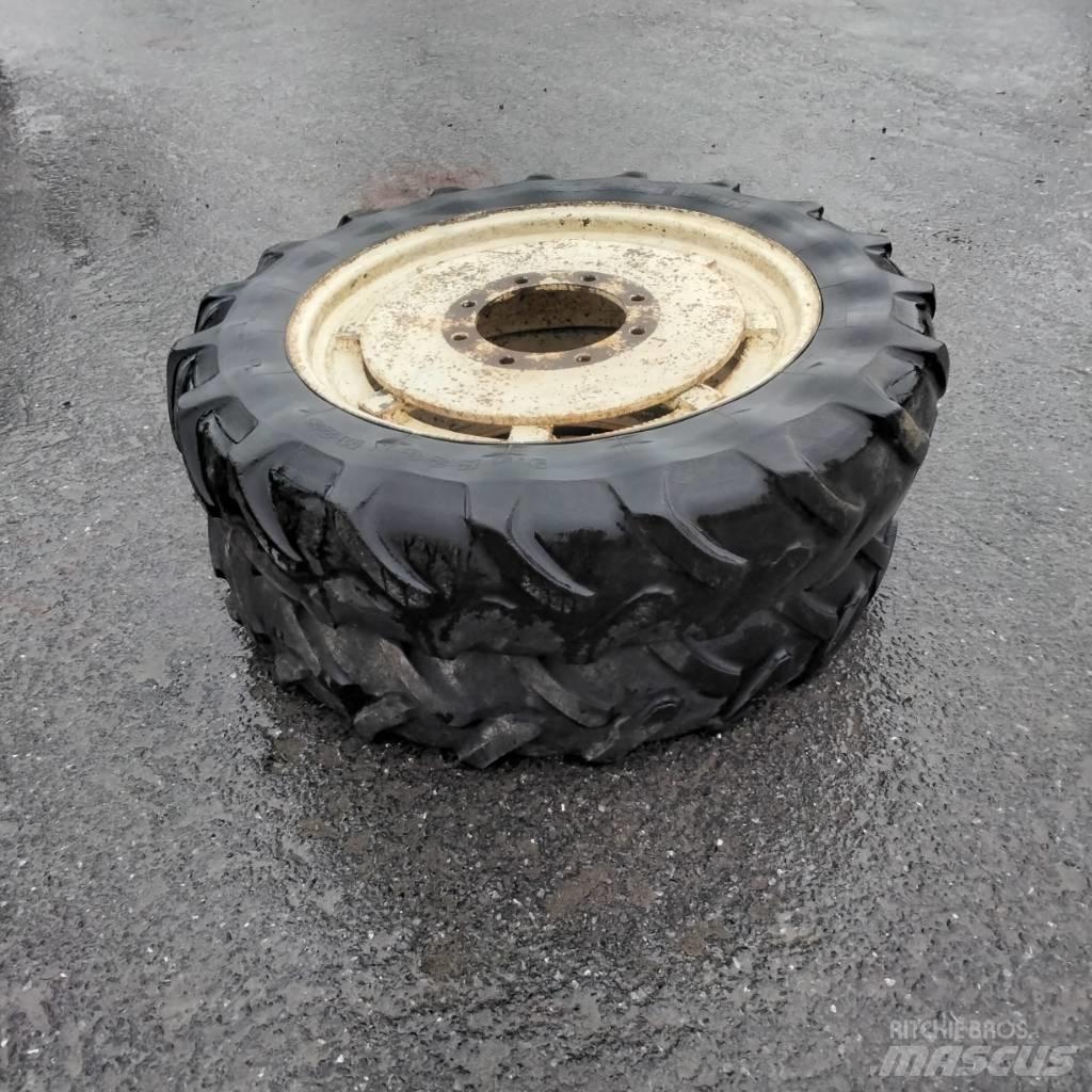 Michelin 9.5R28 Hjul, Dæk og Fælge