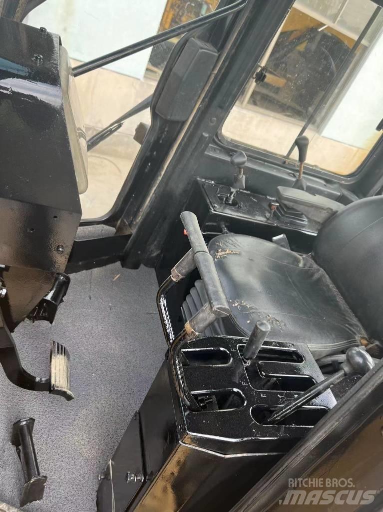 CAT D8 Vejhøvle / Gradere