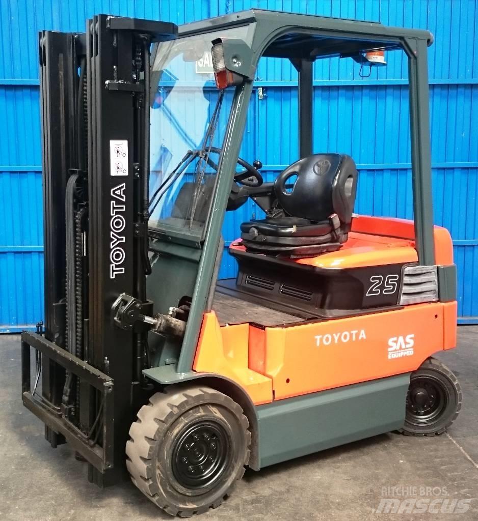 Toyota 7 FBMF 25 El gaffeltrucks