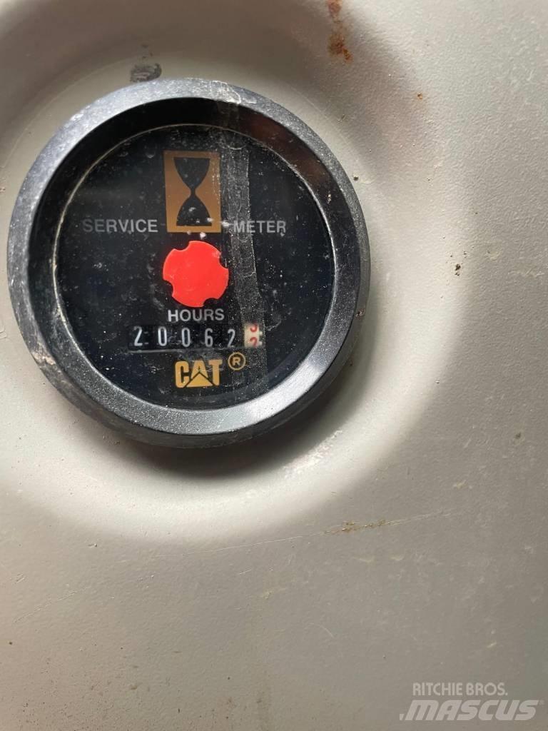 CAT 321 C LCR Gravemaskiner på larvebånd