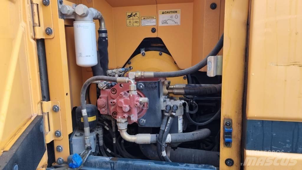 Hyundai HX 140 L Gravemaskiner på larvebånd