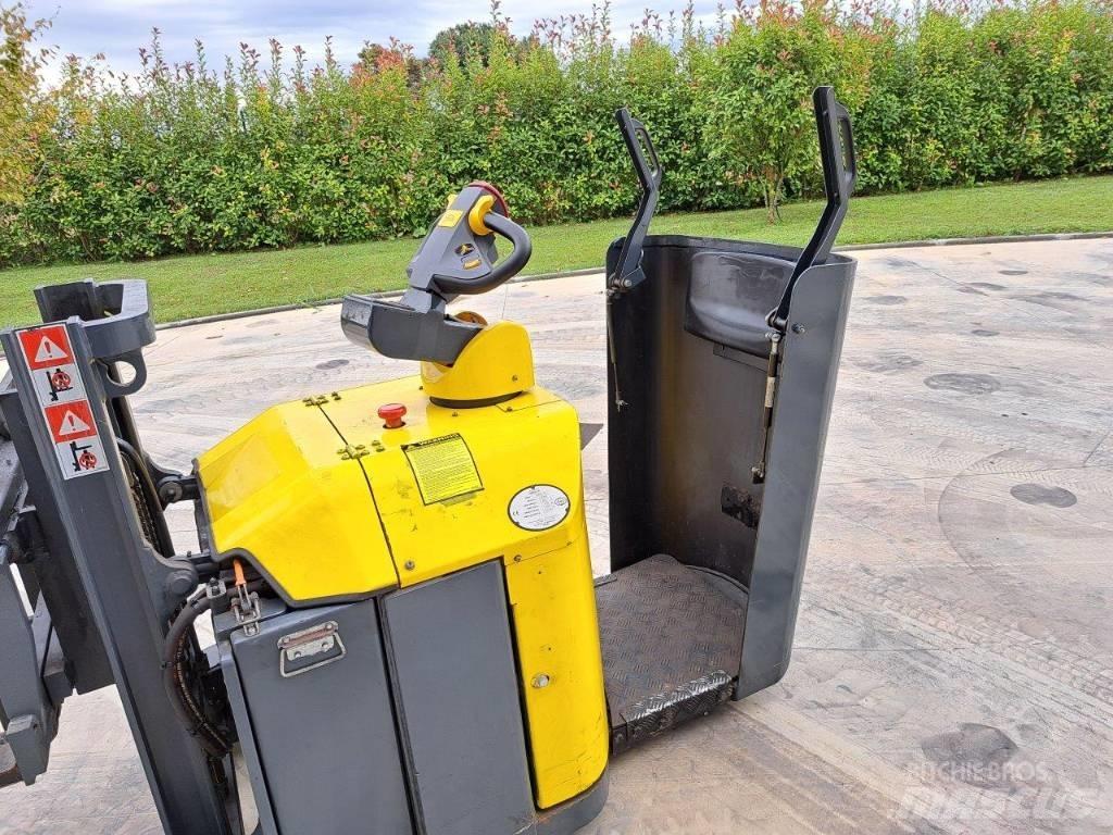 Combilift CS 600 Gaffelstabler med gående fører