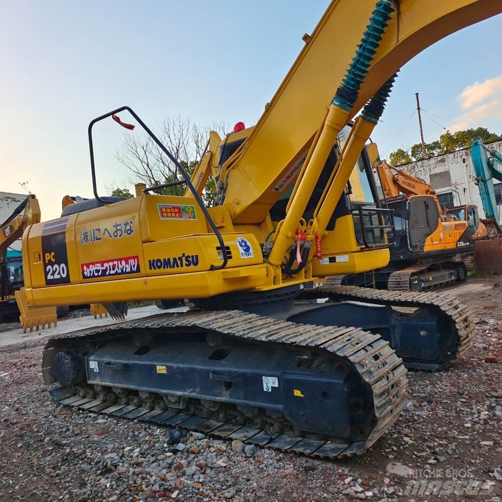Komatsu PC 220-7 Gravemaskiner på larvebånd