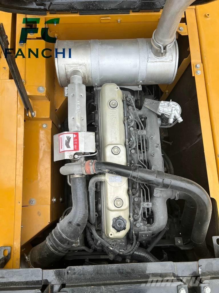 Sany 215 Gravemaskiner på larvebånd