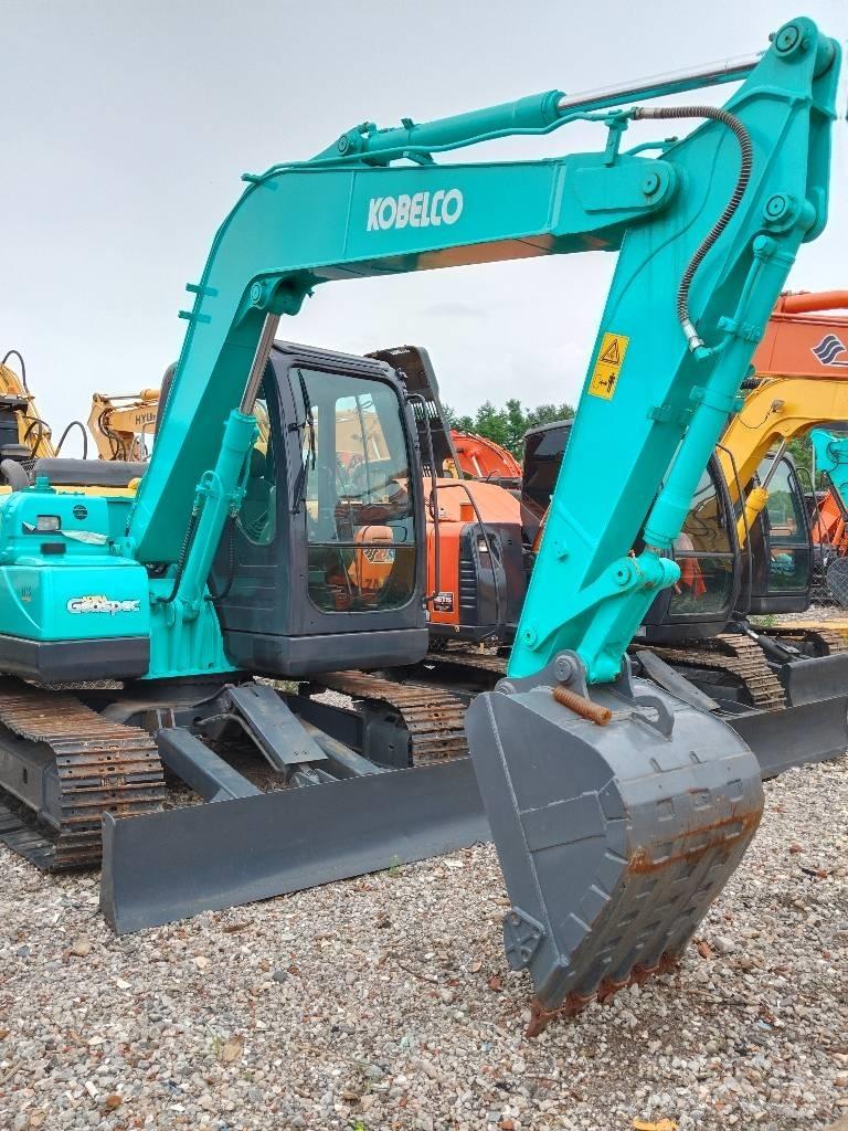 Kobelco SK 75 Gravemaskiner på larvebånd
