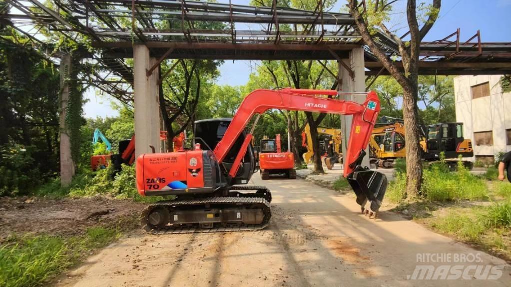 Hitachi ZX 70 Midi-gravemaskiner 7t - 12t
