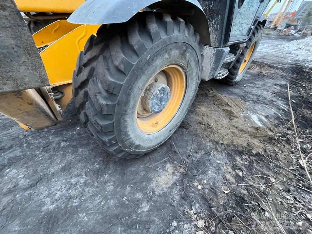 JCB 540-140 Teleskoplæssere