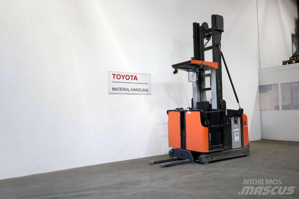 Toyota OME 100 H Plukketruck, medium