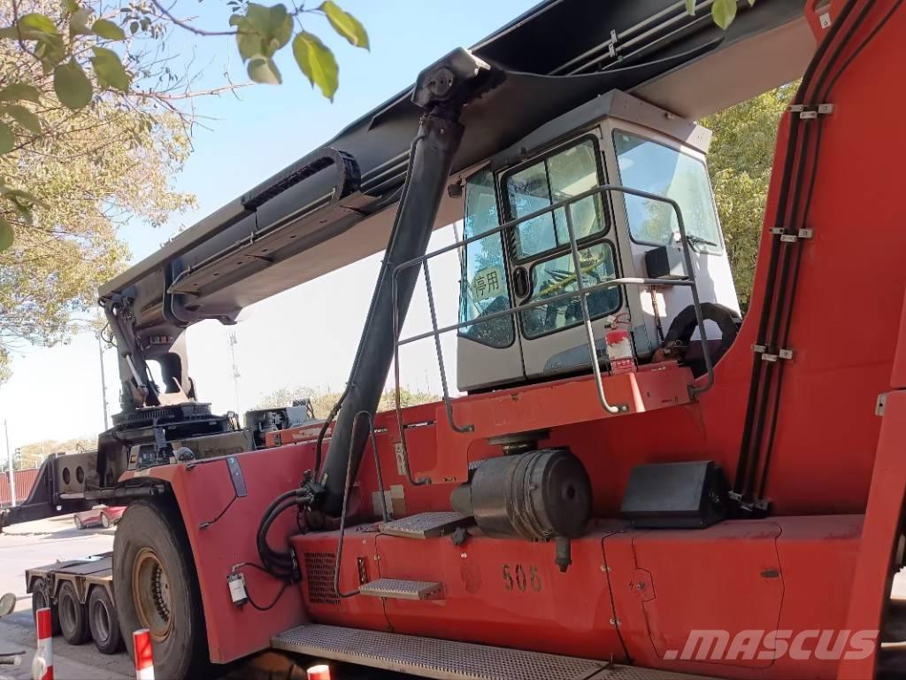 Kalmar DRT 450 Rækkestablere