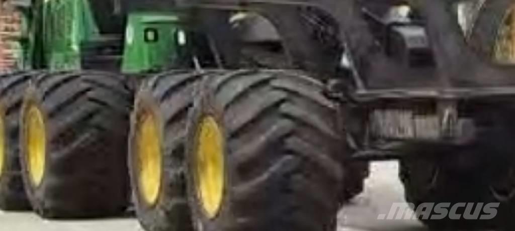 John Deere 1110 E Udkørselsmaskiner