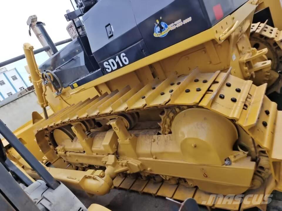Shantui SD 16 Bulldozer på larvebånd