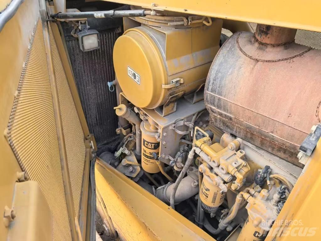 CAT D8T bulldozers Bulldozer på larvebånd
