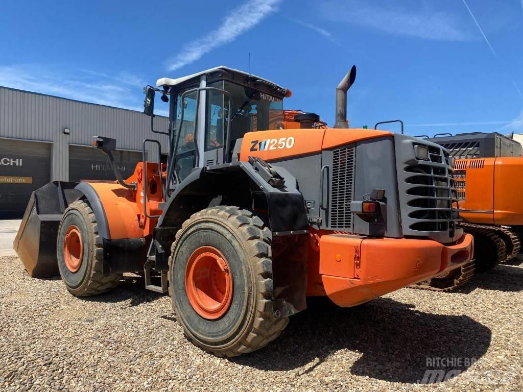 Hitachi ZW 250 Læssemaskiner på hjul