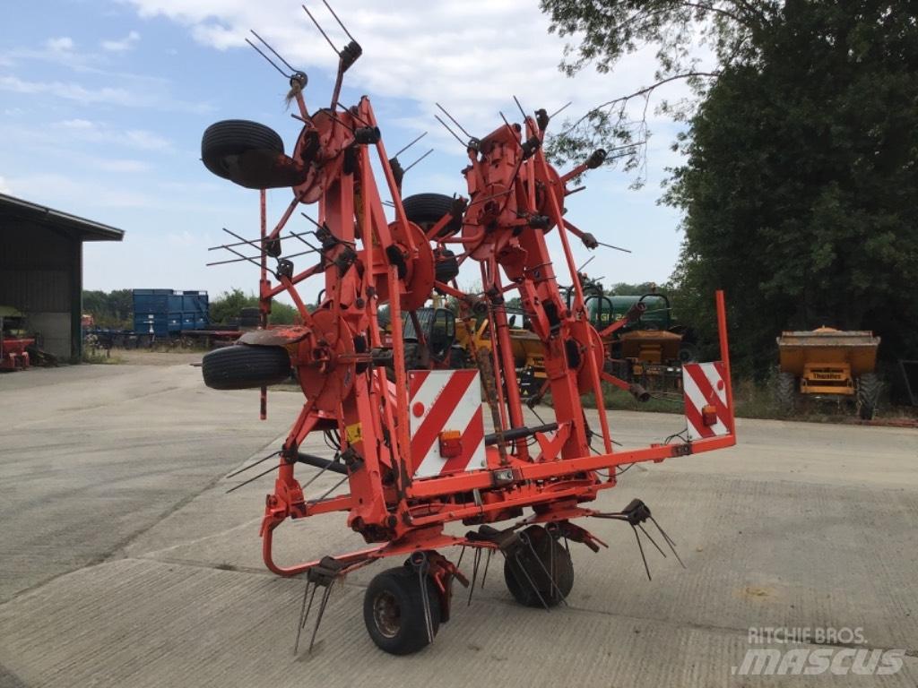 Kuhn GF 8702 River og høvendere