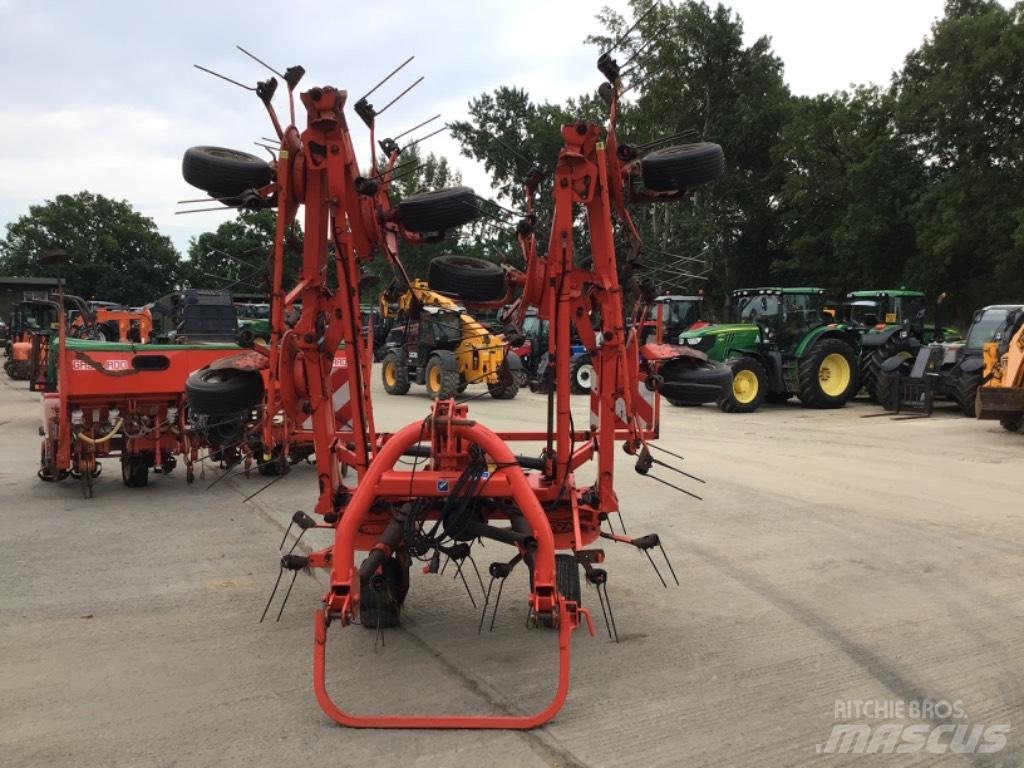 Kuhn GF 8702 River og høvendere