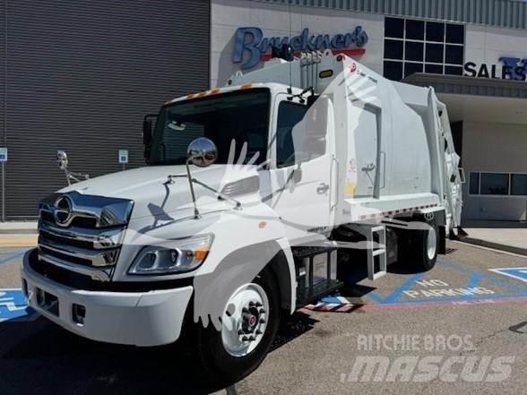 Hino L7 Renovationslastbiler