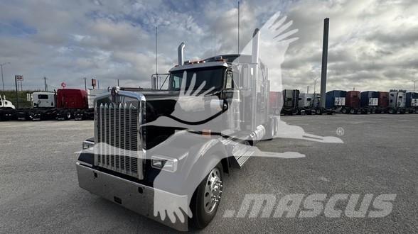 Kenworth W900 Trækkere