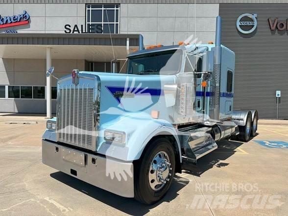 Kenworth W900L Trækkere