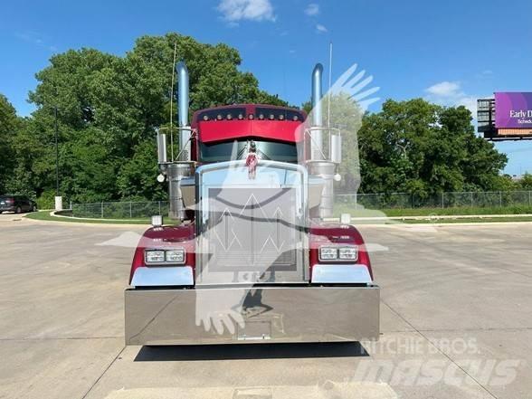 Kenworth W900L Trækkere