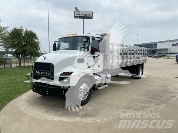 Mack MD6 Lastbil med lad/Flatbed