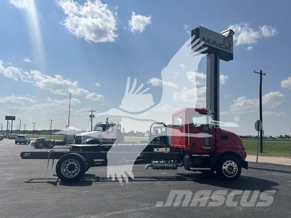 Mack MD6 Chassis