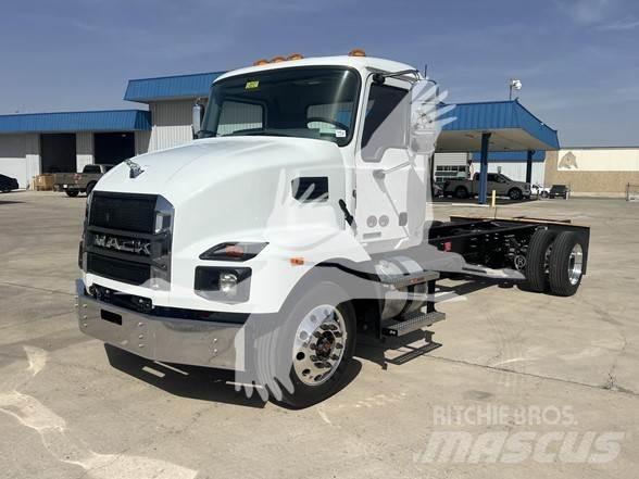 Mack MD6 Chassis
