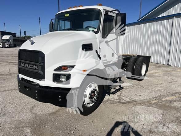 Mack MD6 Chassis