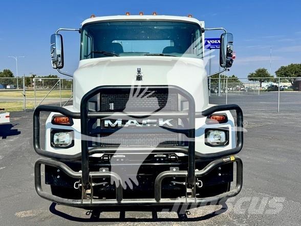 Mack MD6 Entreprenør - Andet