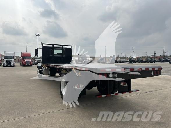 Mack MD6 Lastbil med lad/Flatbed