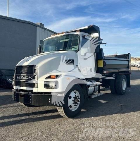 Mack MD7 Lastbiler med tip