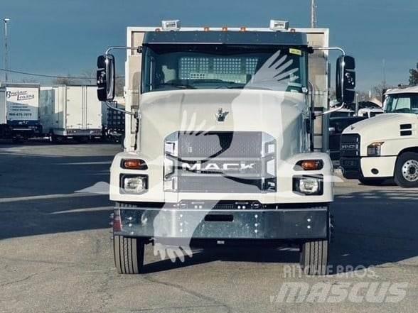Mack MD7 Entreprenør - Andet