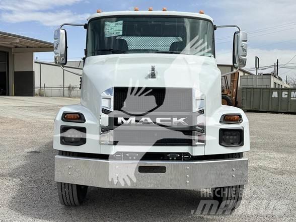 Mack MD7 Entreprenør - Andet