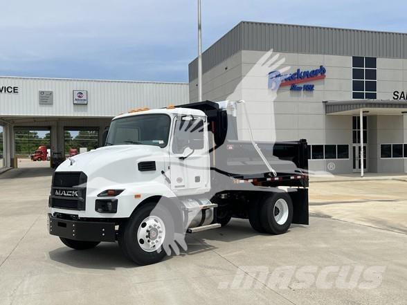 Mack MD7 Lastbiler med tip