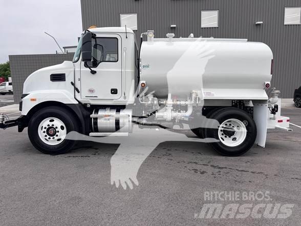 Mack MD7 Tankbiler