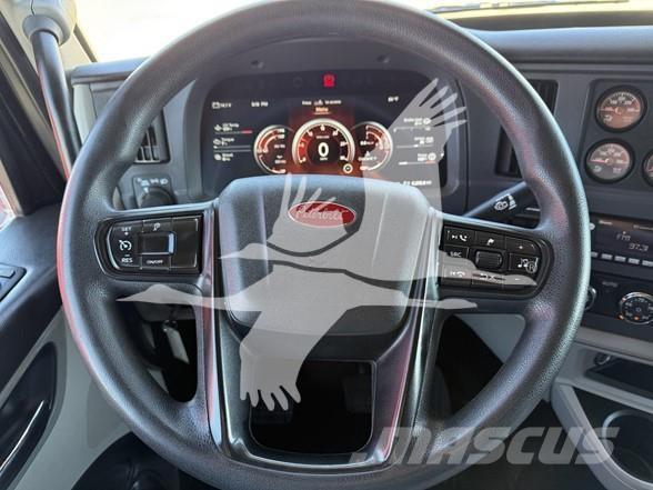 Peterbilt 567 Trækkere