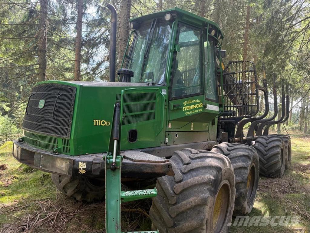 John Deere 1110 D Udkørselsmaskiner