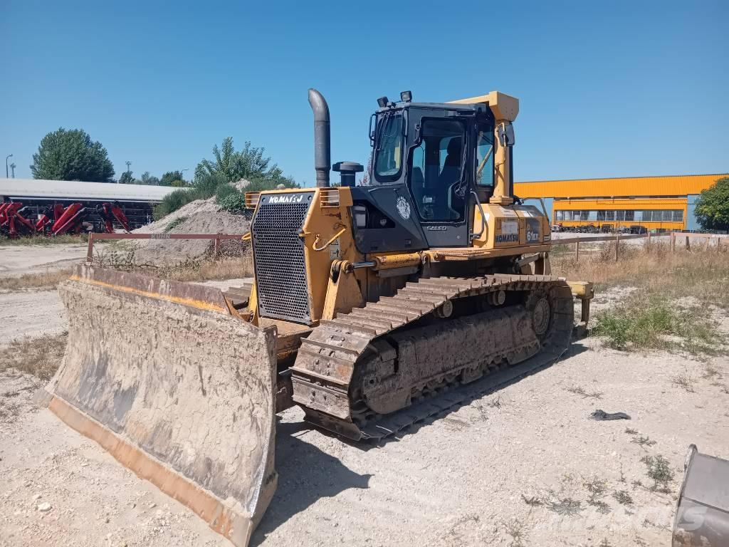 Komatsu D 61 EX-15 Bulldozer på larvebånd