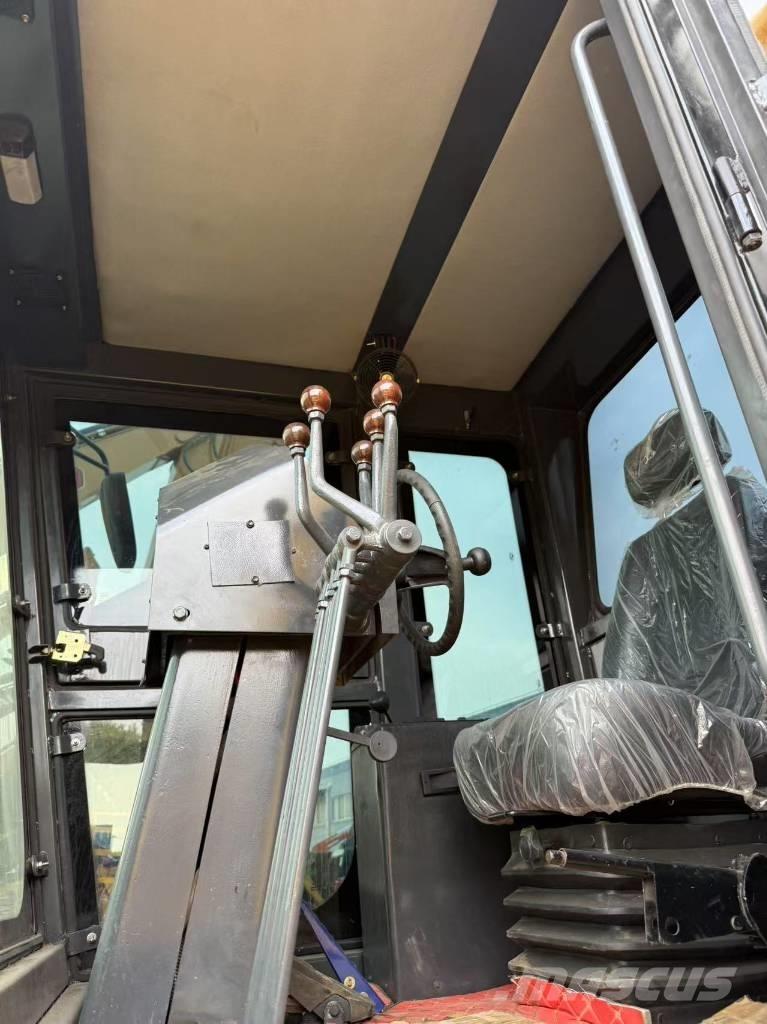 CAT 140 K Vejhøvle / Gradere