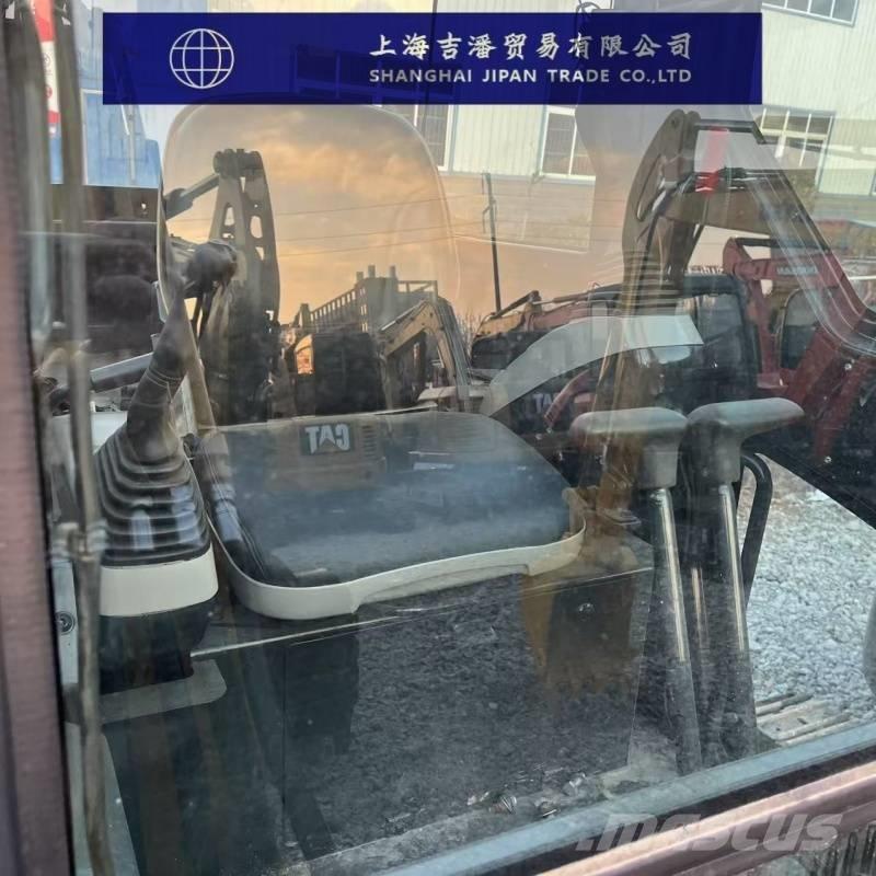 Komatsu PC 40 MR Minigravemaskiner