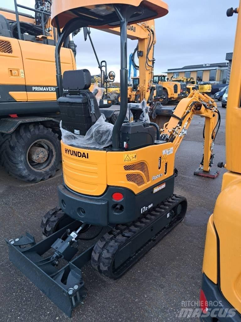 Hyundai R17Z-9AK Minigravemaskiner