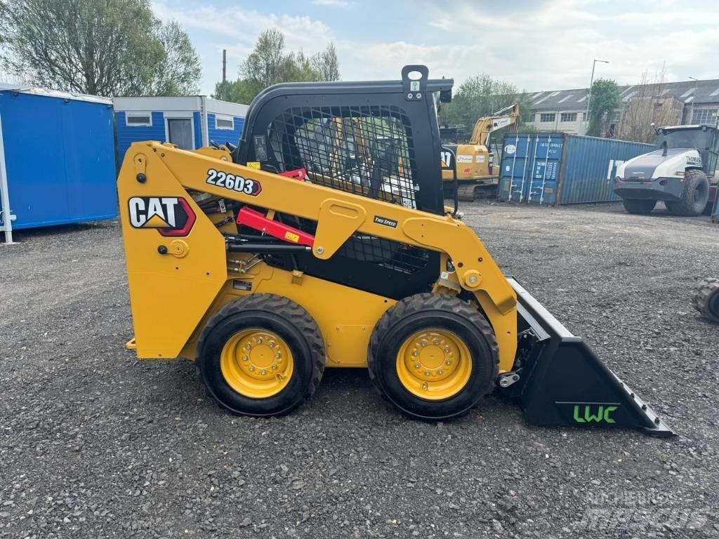 CAT 226D3 Minilæsser - skridstyret
