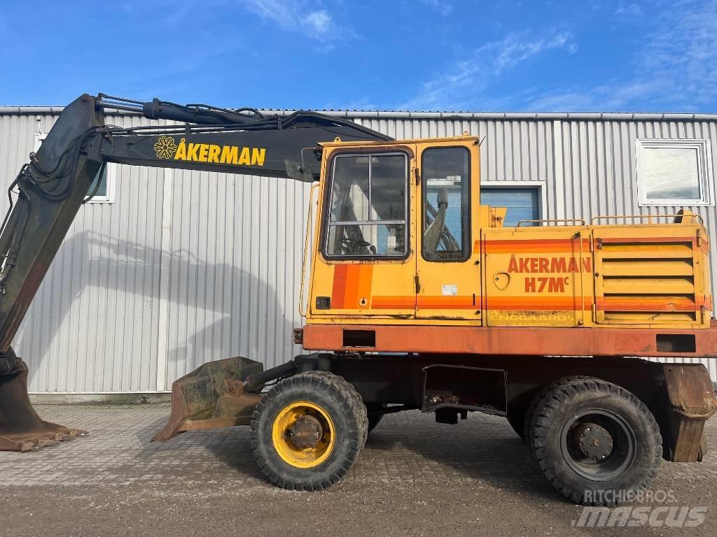  Aakermann H7M Gravemaskiner på hjul