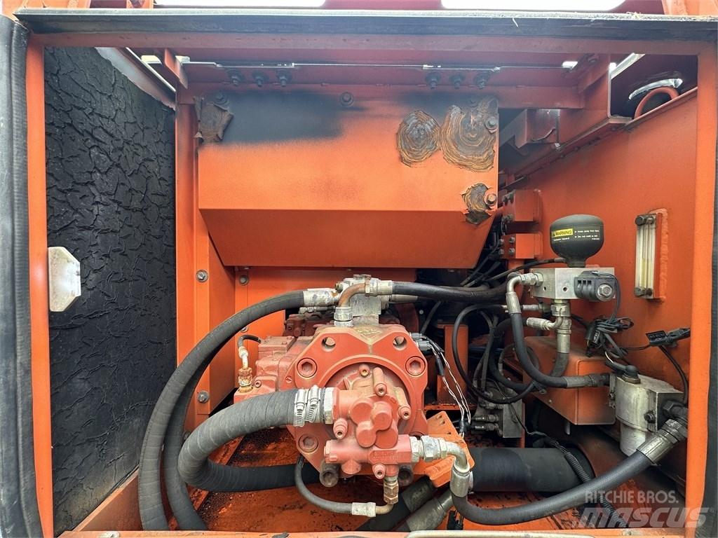 Daewoo 220 LC-V Gravemaskiner på larvebånd