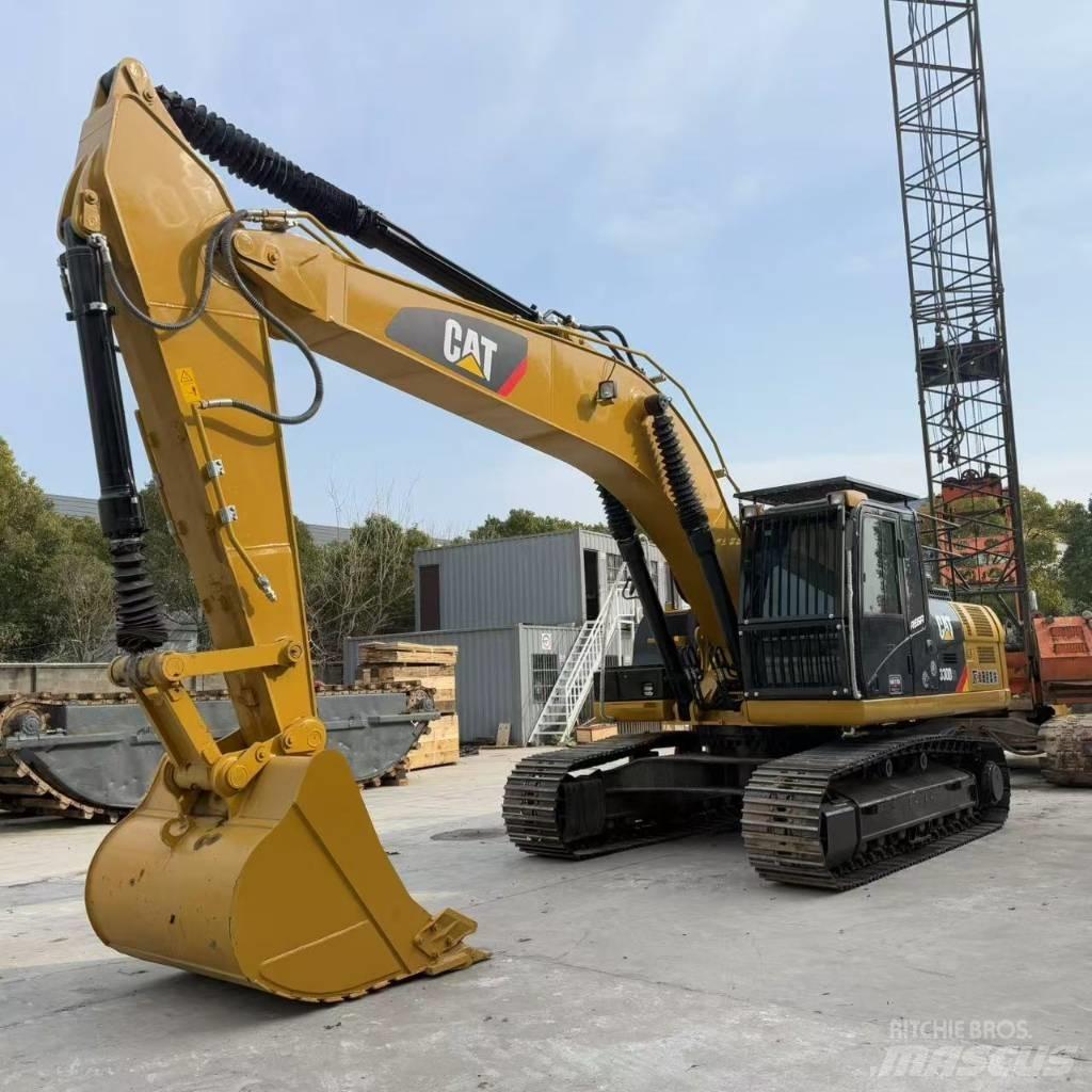CAT 330d2 Gravemaskiner på larvebånd