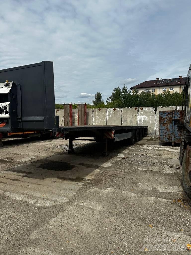 Krone SD Semi-trailer med lad/flatbed