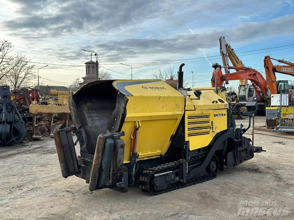 Bomag BF 223 C Asfaltudlæggere