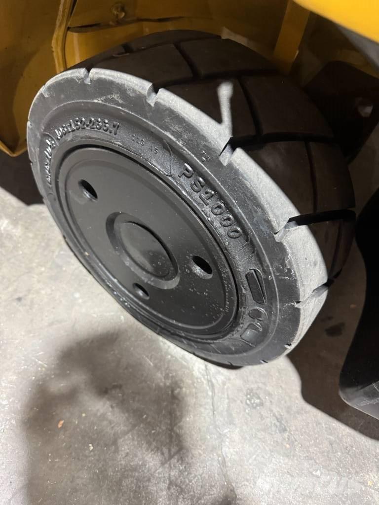 CAT 2C 6000 Gaffeltrucks - andre