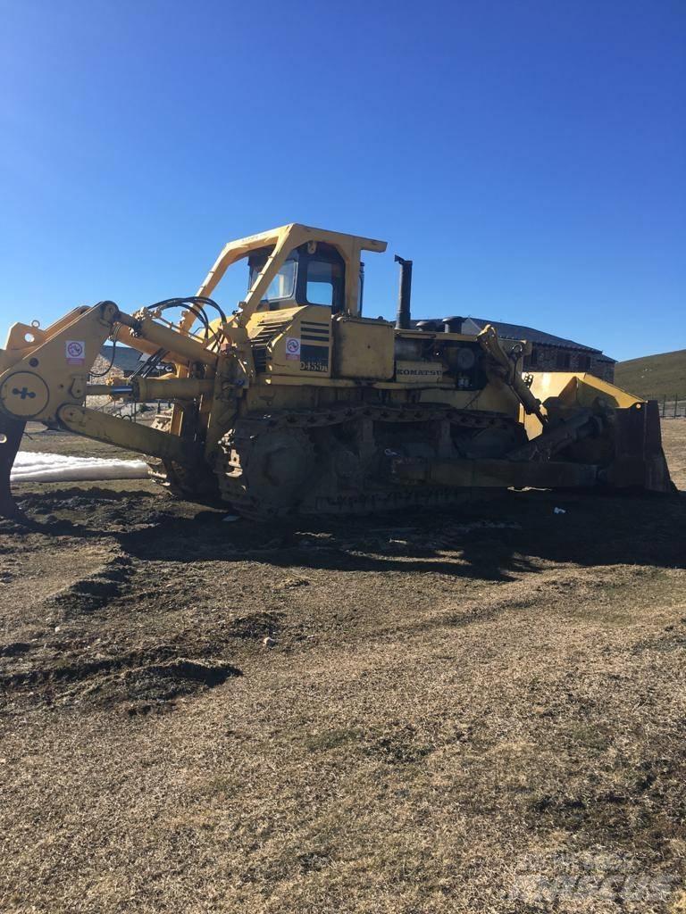 Komatsu 455 Bulldozer på larvebånd