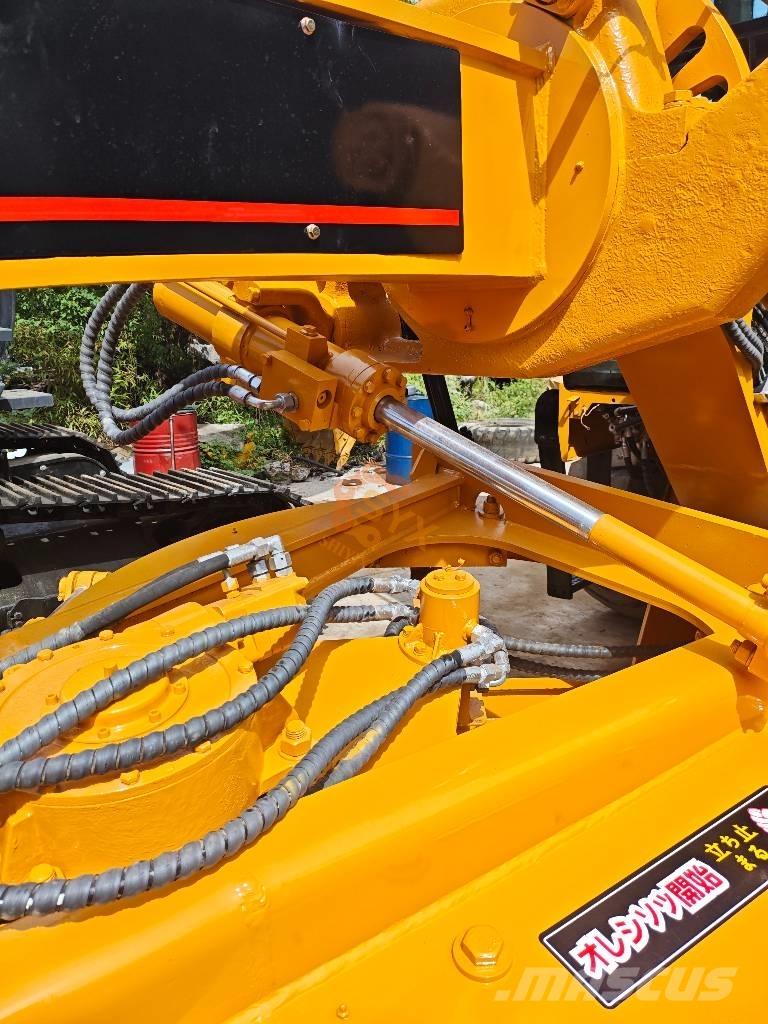 CAT 140 H Vejhøvle / Gradere